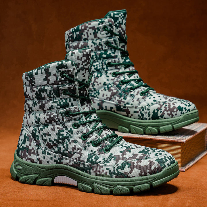 Fleece-Lined Camouflage Hiking Boots With Thick Soles
